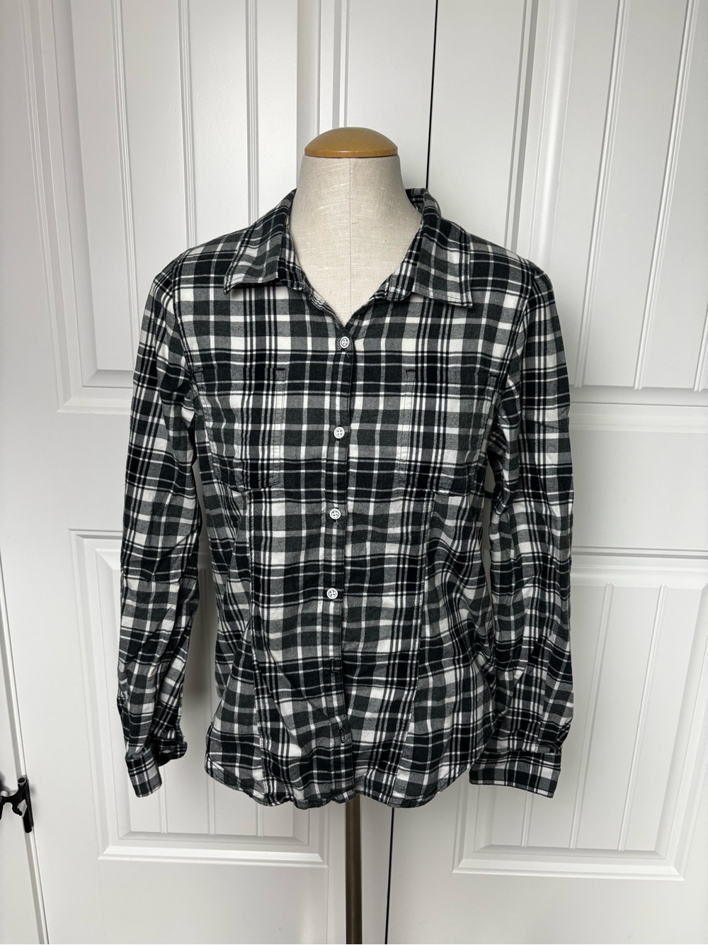 Roxy Classic Black & White Plaid Button-Up Shirt